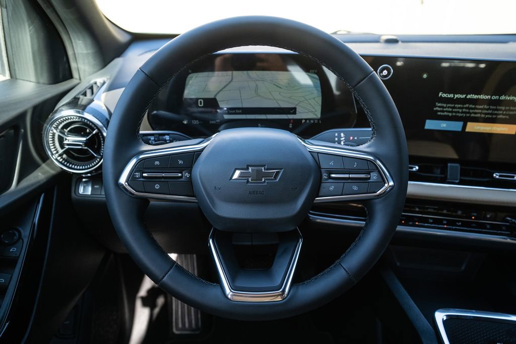 New 2026 Chevrolet Equinox ACTIV image 17