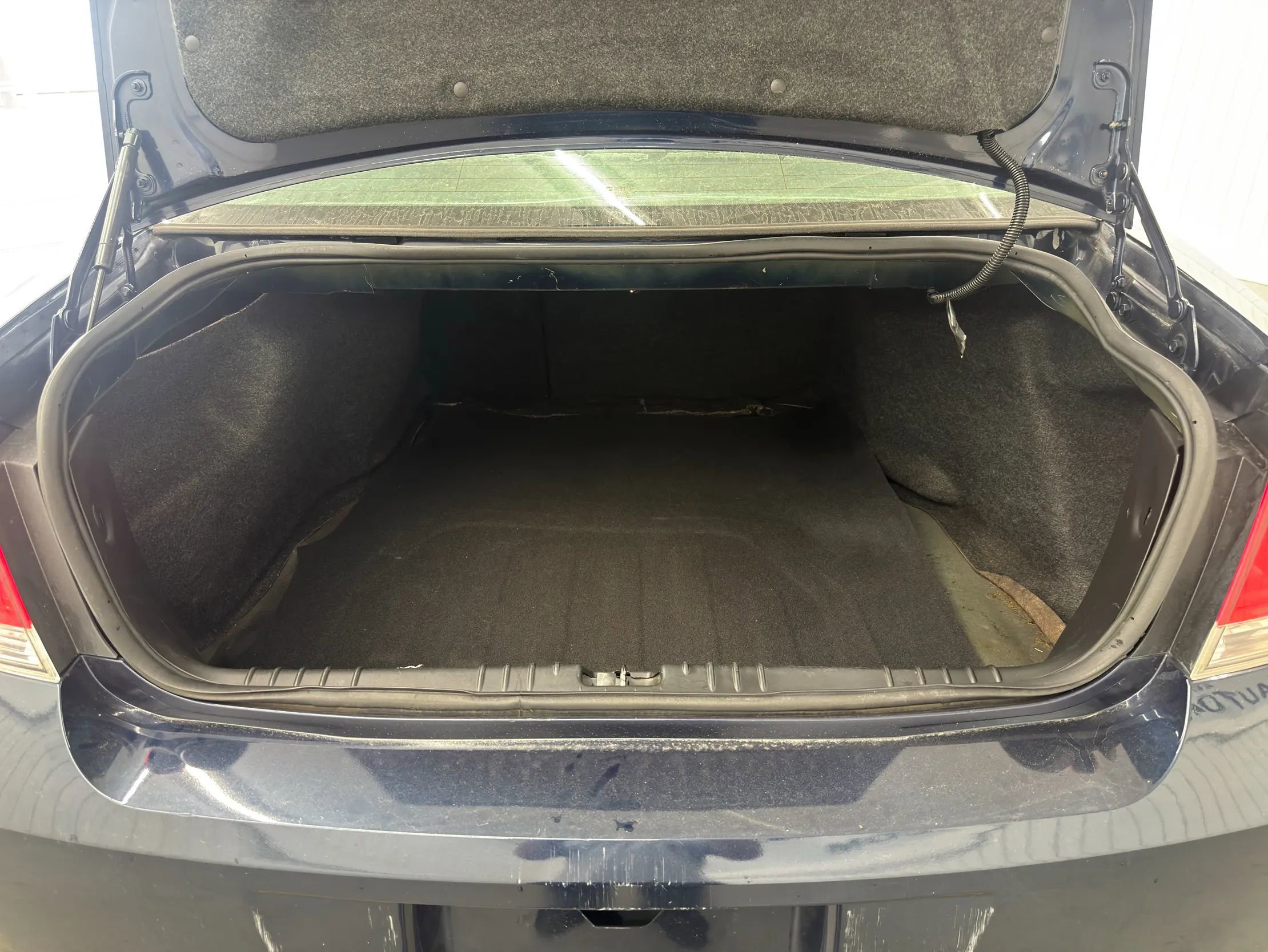 Used 2007 Chevrolet Impala LT image 17