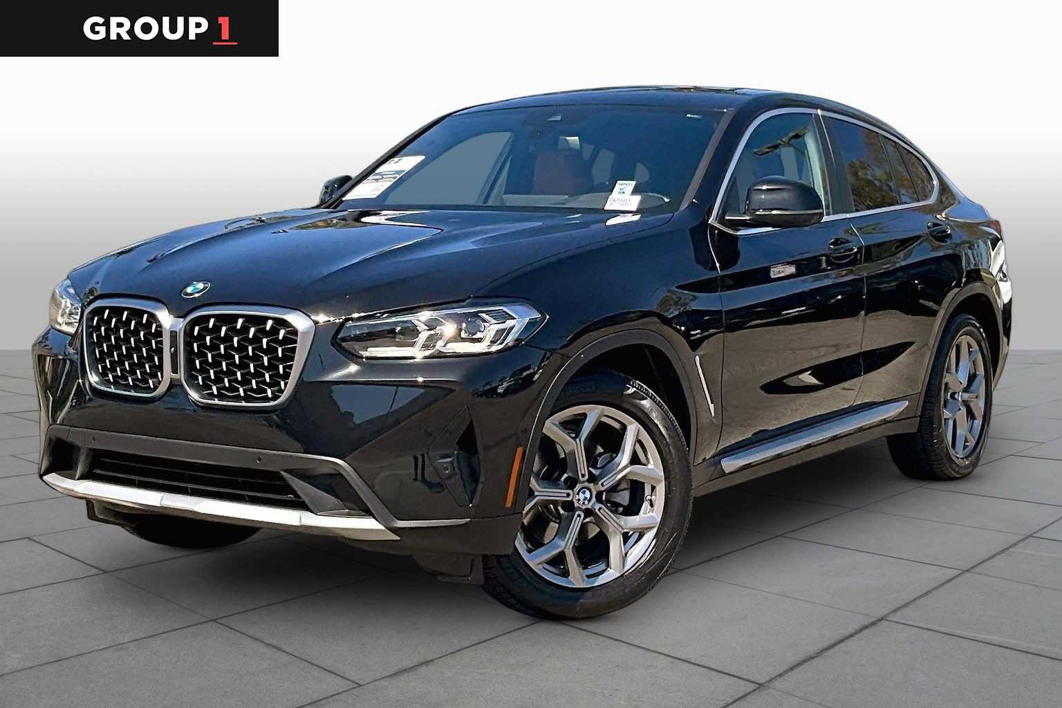 Used 2024 BMW X4 xDrive30i w/ Premium Package AWD/4WD image 1
