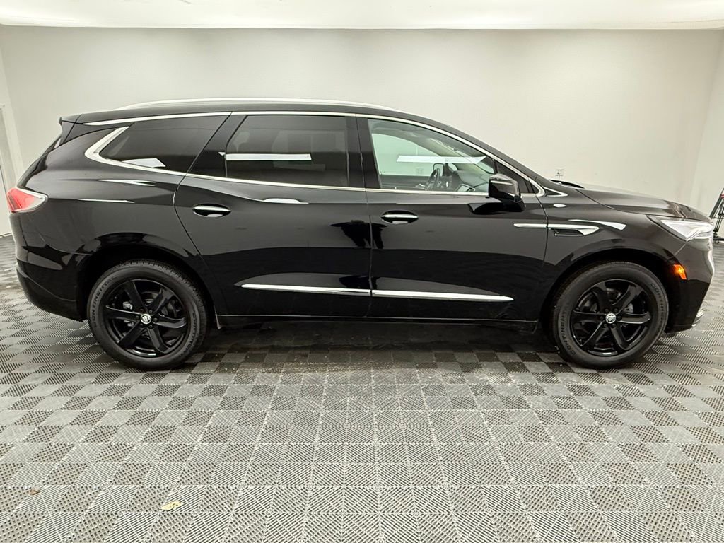 Used 2024 Buick Enclave Essence w/ Sport Touring Edition image 13