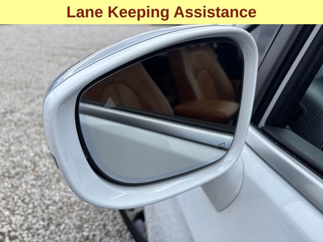 Used 2024 Chrysler Pacifica Pinnacle FWD image 8