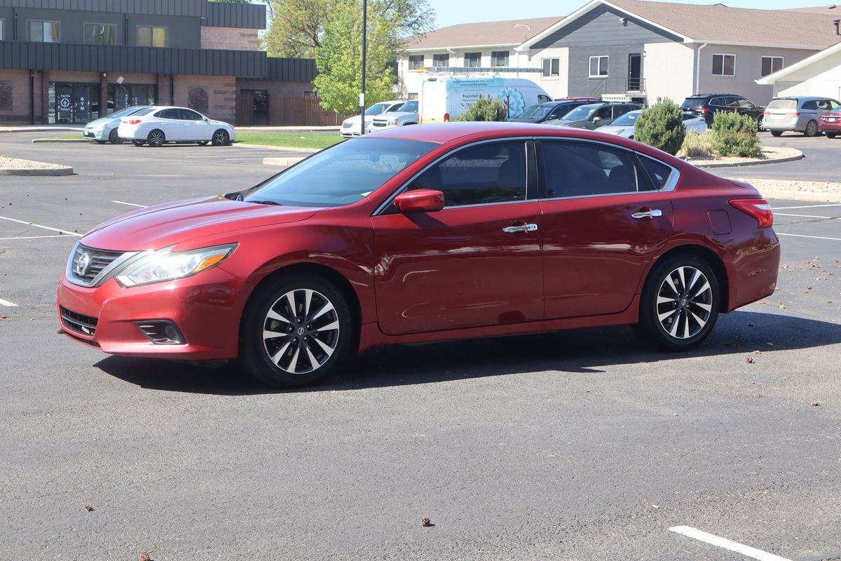 Used 2017 Nissan Altima 2.5 SV FWD image 10