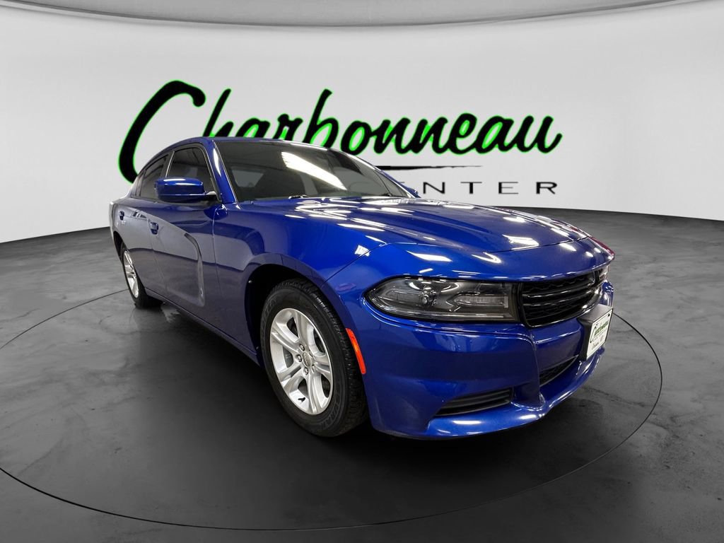 Used 2020 Dodge Charger SXT w/ Cold Weather Package RWD image 7