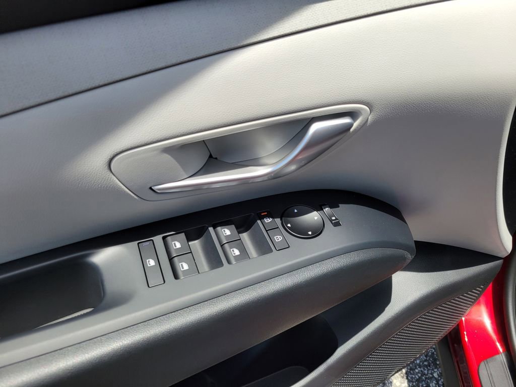 Certified 2025 Hyundai Tucson SEL image 6
