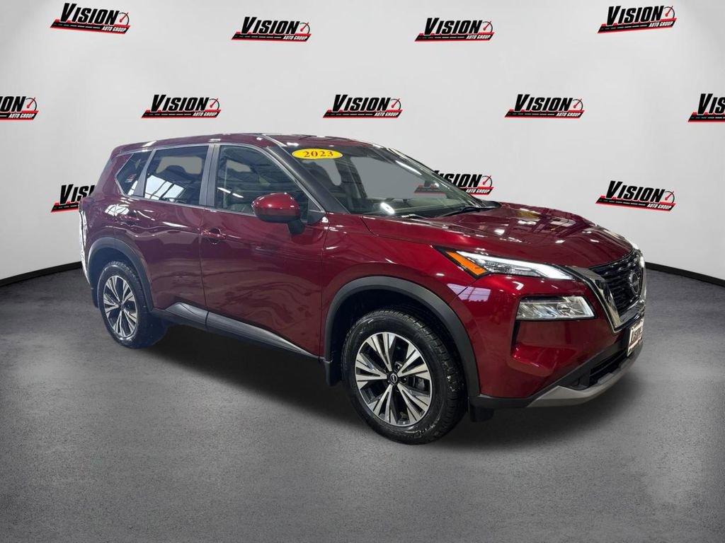 Used 2023 Nissan Rogue SV video 3