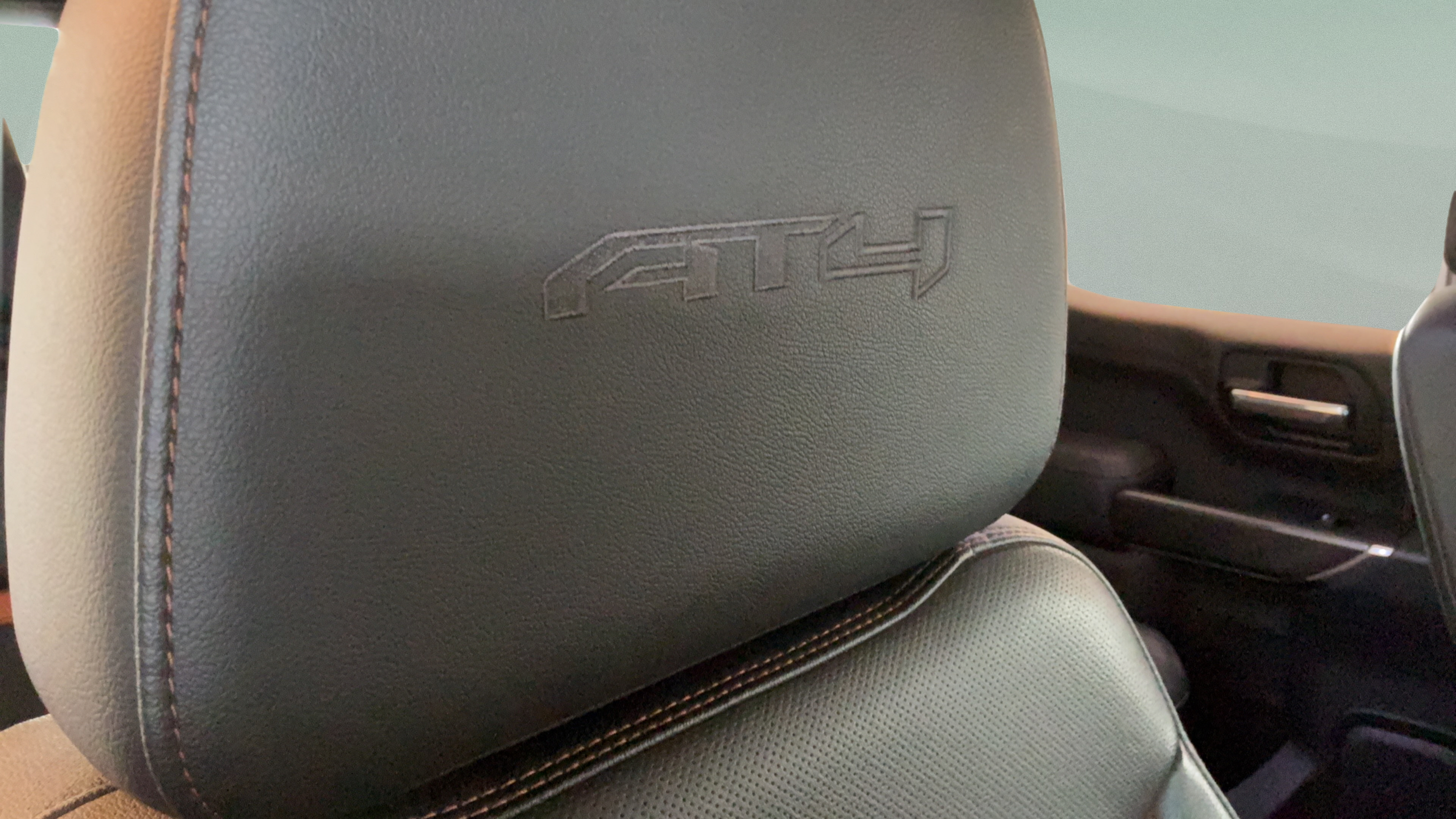 Used 2019 GMC Sierra 1500 AT4 w/ AT4 Preferred Package AWD/4WD image 37