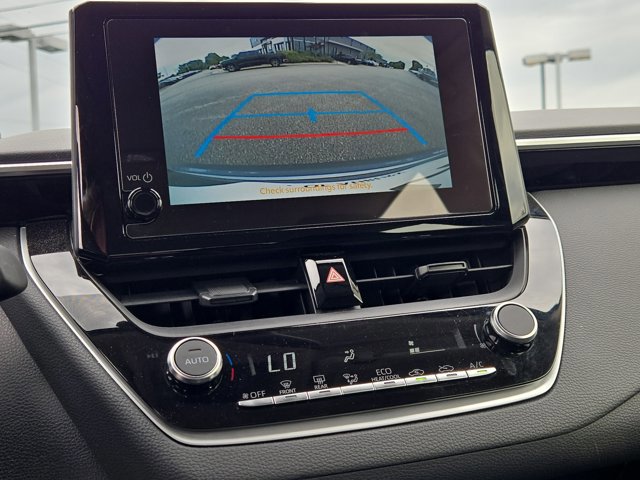 Used 2025 Toyota Corolla LE FWD image 29