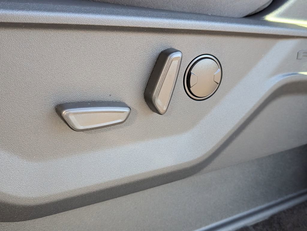 Used 2026 Ford Expedition Max Active RWD image 30