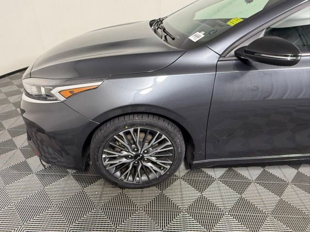 Used 2024 Kia Forte GT-Line FWD image 14