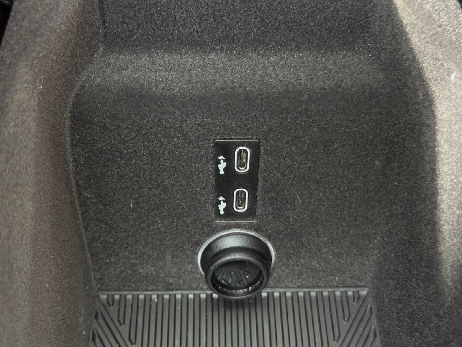 Used 2023 BMW i7 xDrive60 image 37