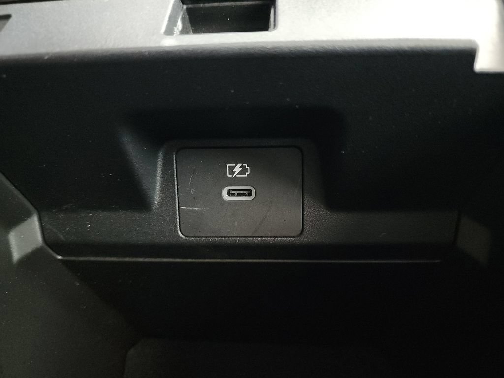 Used 2025 Mitsubishi Outlander SEL AWD/4WD image 34