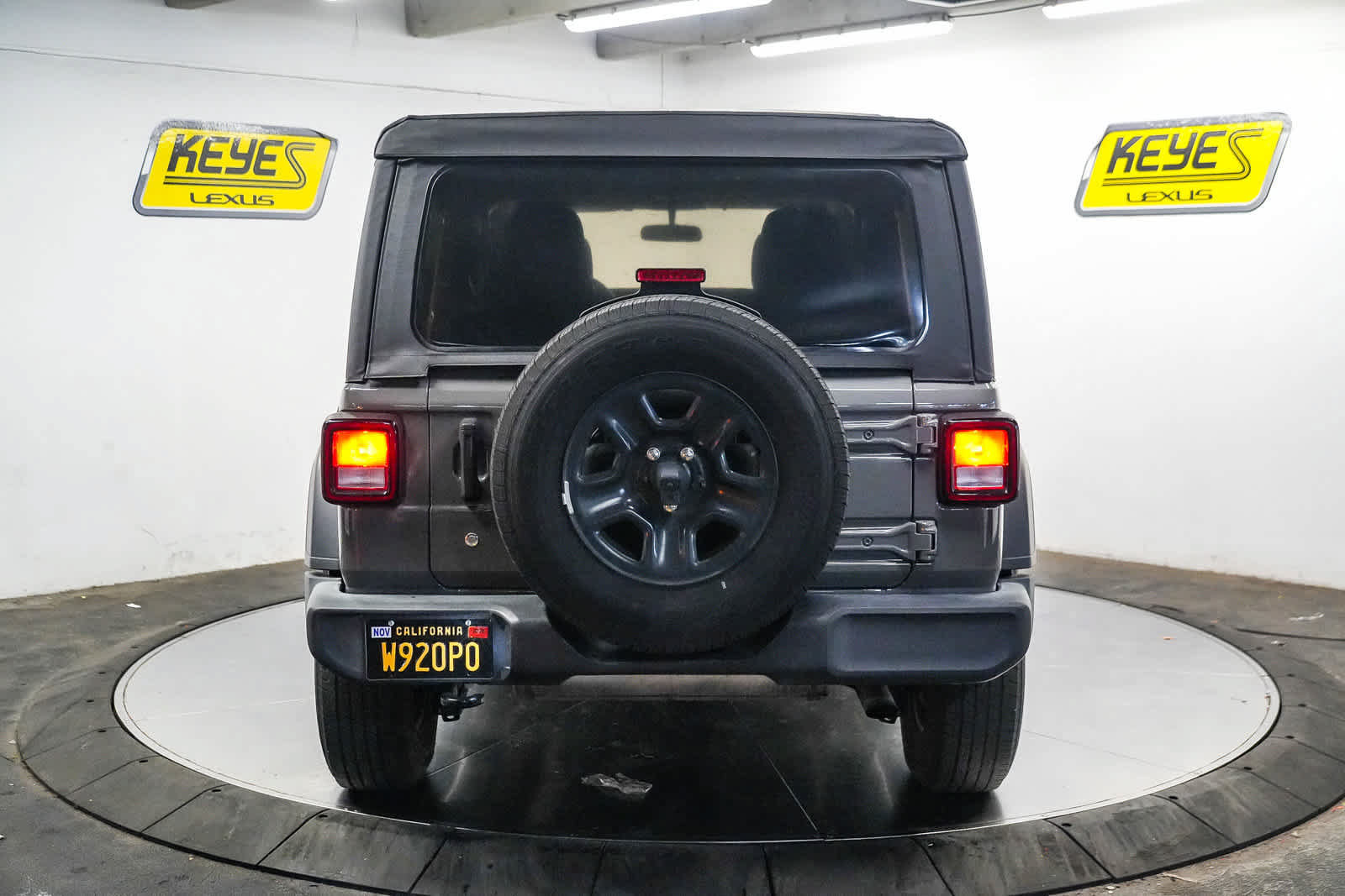 Used 2021 Jeep Wrangler Unlimited Sport AWD/4WD image 7