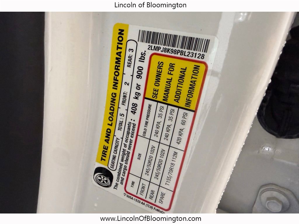 Certified 2023 Lincoln Nautilus Reserve w/ Equipment Group 201A image 16