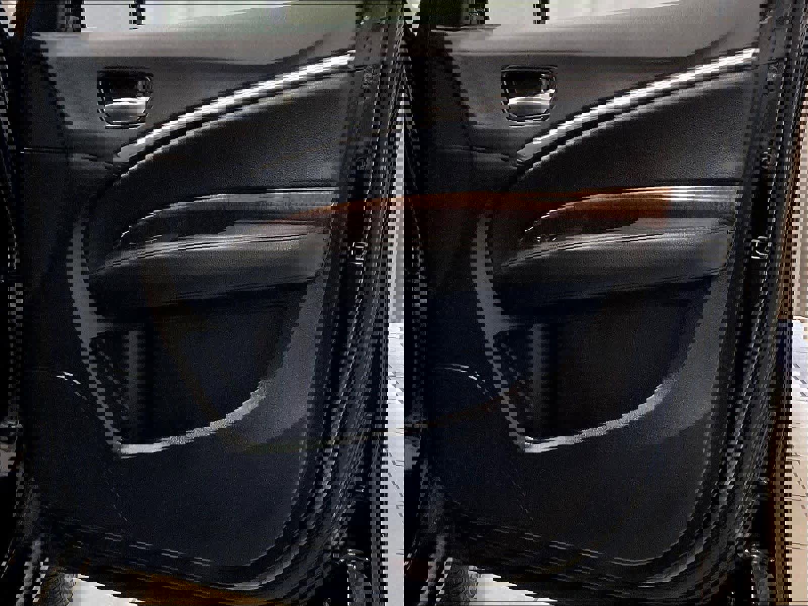 Used 2018 Acura MDX SH-AWD image 12