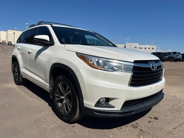 Used 2016 Toyota Highlander XLE AWD/4WD image 8