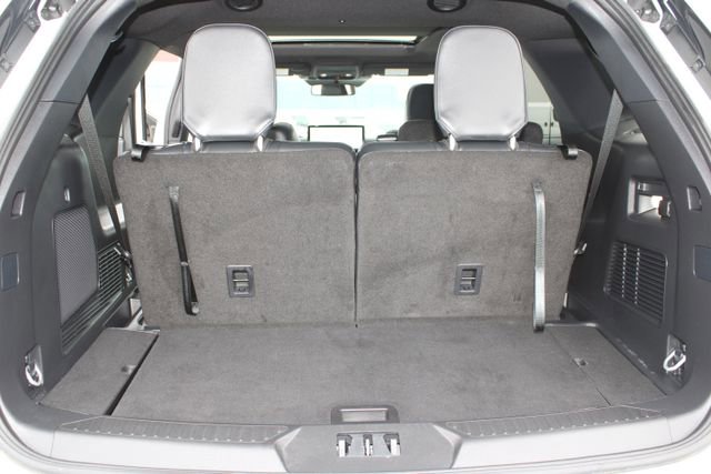 Used 2025 Ford Explorer ST-Line w/ Premium Package AWD/4WD image 44