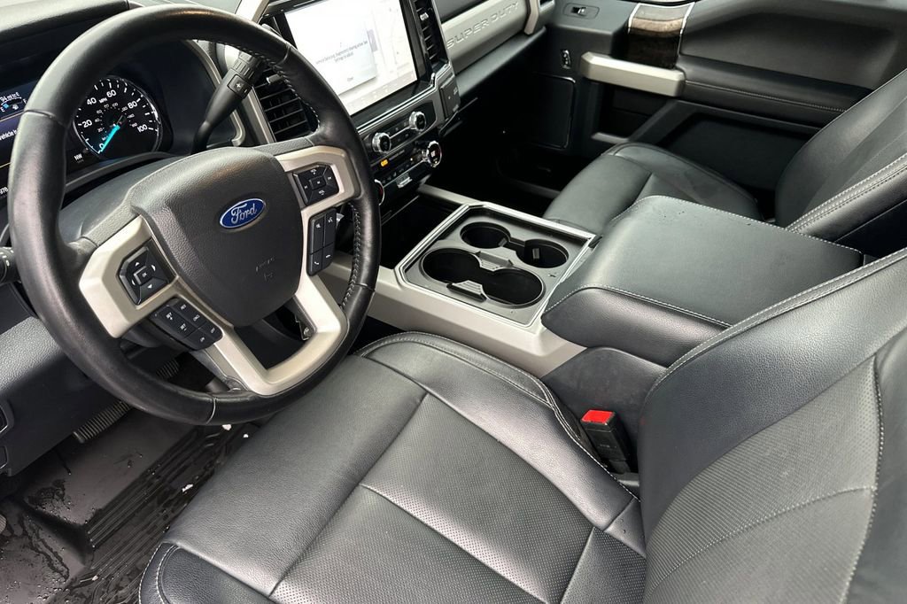 Used 2022 Ford F250 Lariat image 11