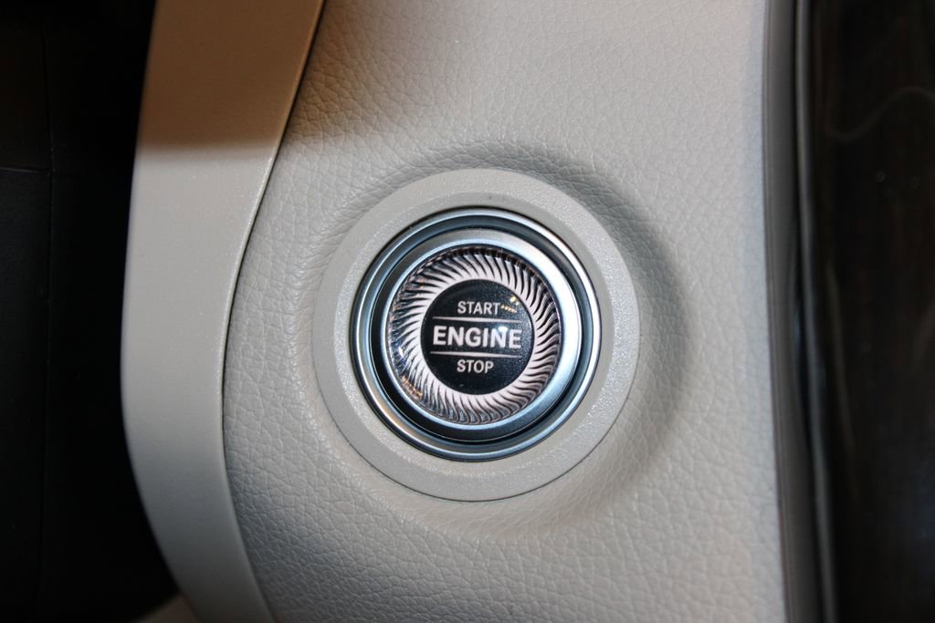 Used 2022 Mercedes-Benz GLC 300 4MATIC image 27