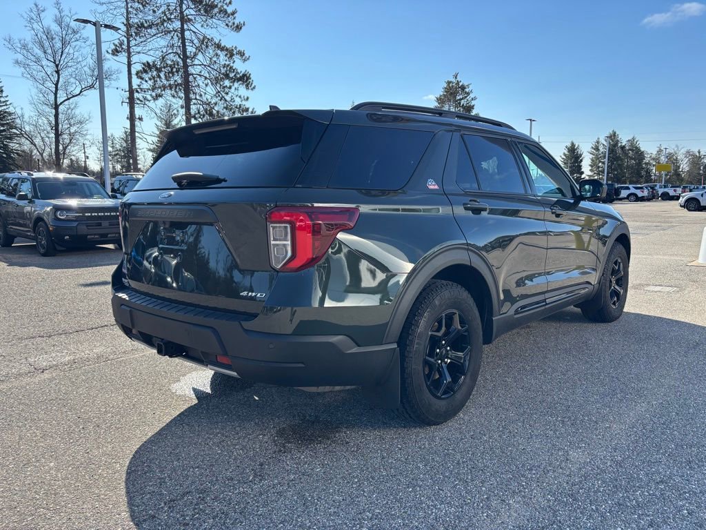 Used 2024 Ford Explorer Timberline image 3
