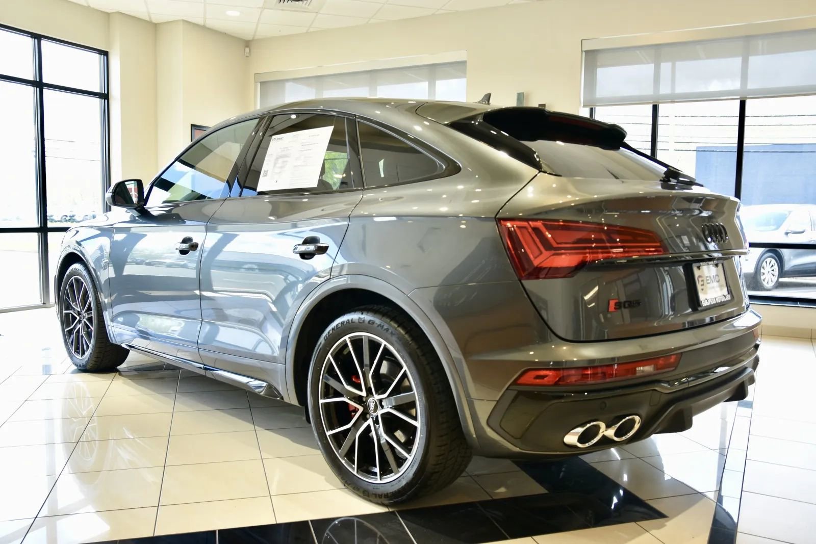 Used 2024 Audi SQ5 Premium Plus w/ S Sport Package AWD/4WD image 4