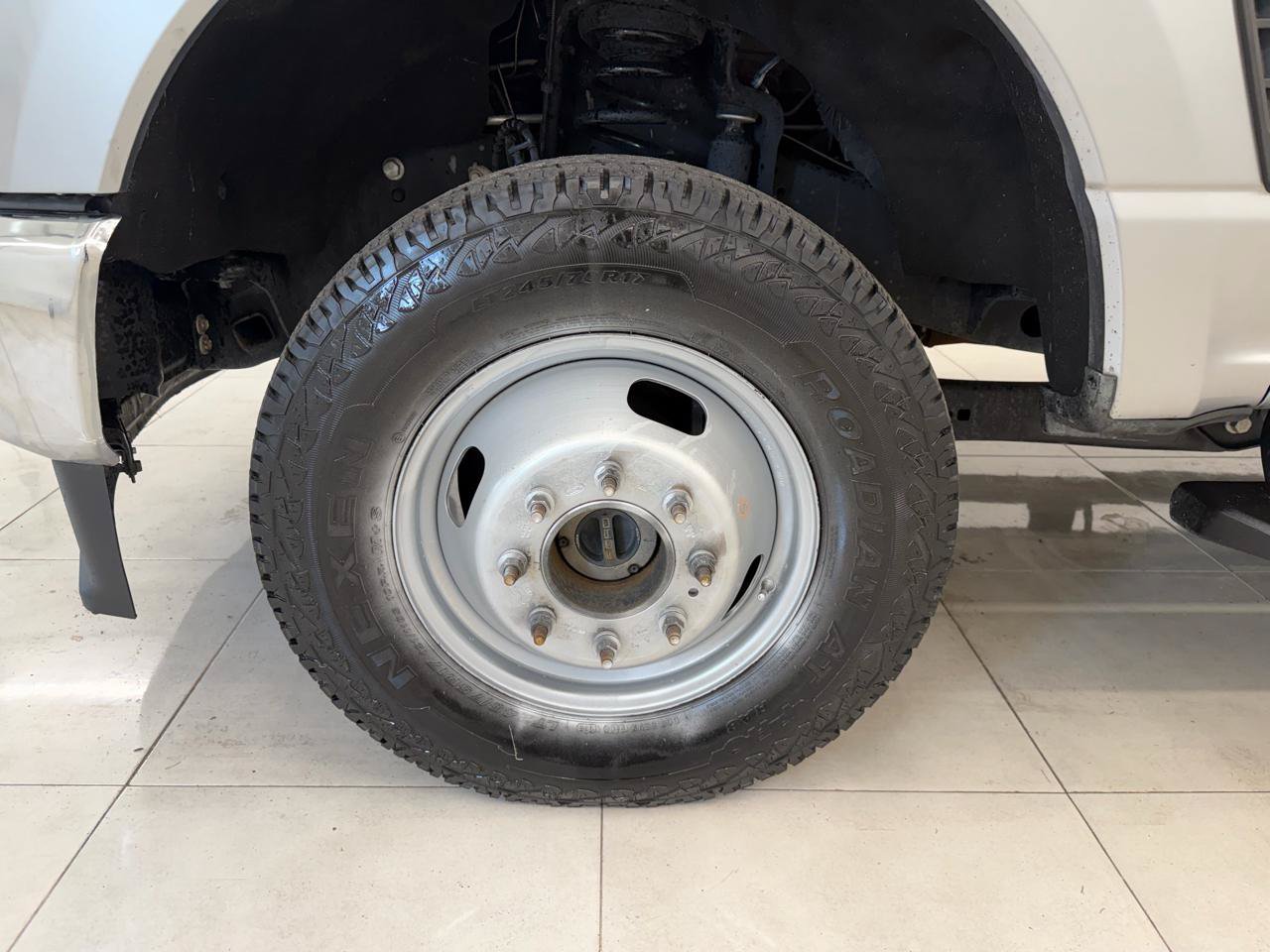 Used 2023 Ford F350 XLT AWD/4WD image 21