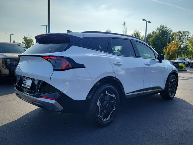 Certified 2026 Kia Sportage SX FWD image 4