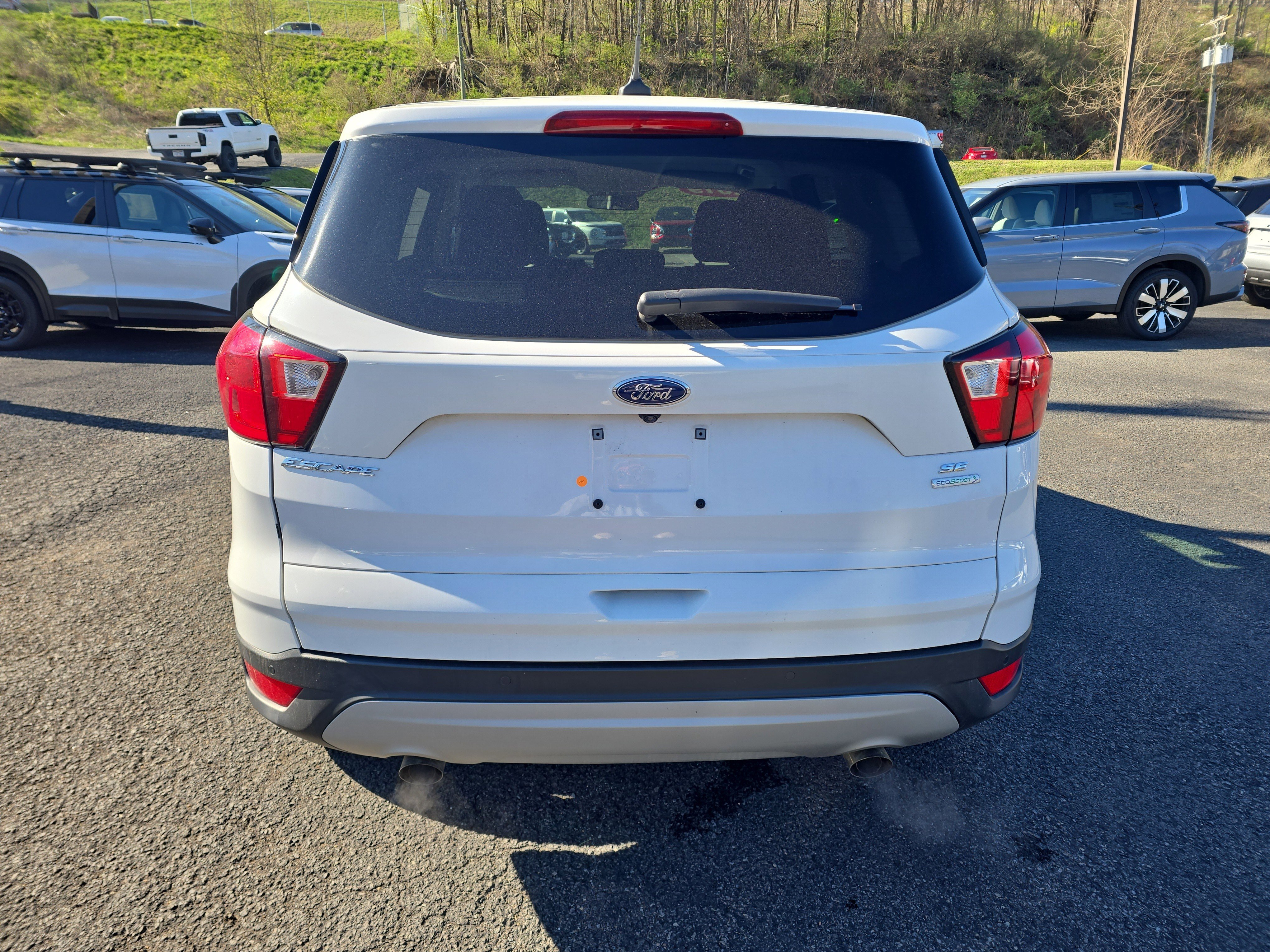 Used 2019 Ford Escape SE image 5