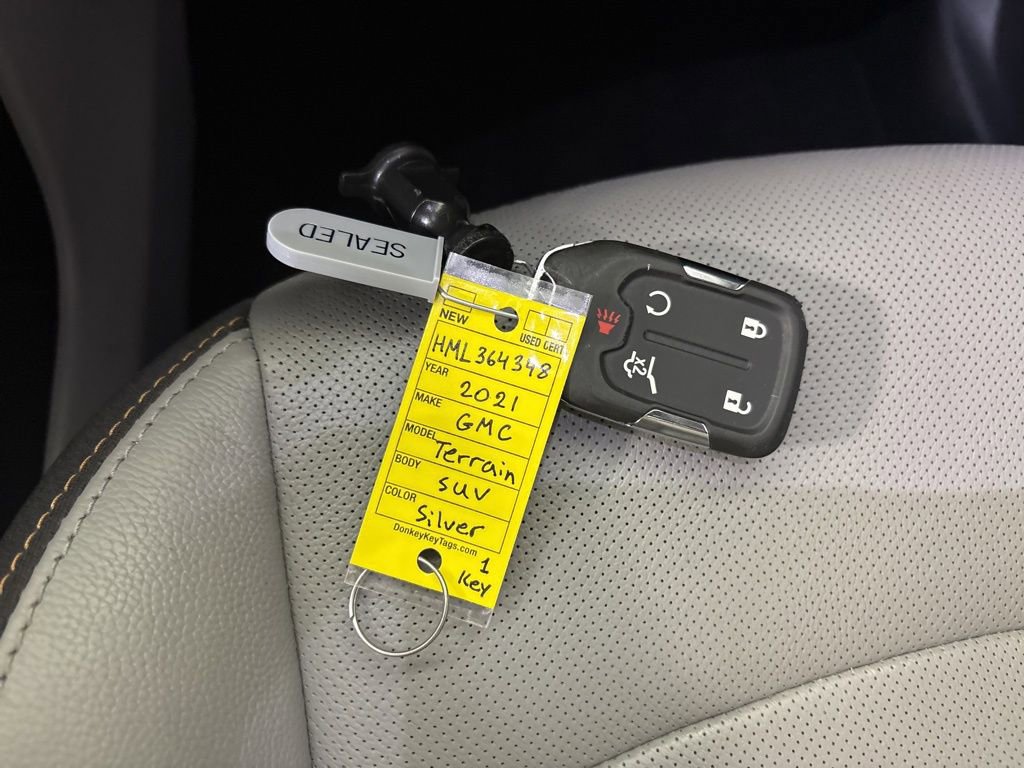 Used 2021 GMC Terrain SLT w/ Infotainment Package II image 29