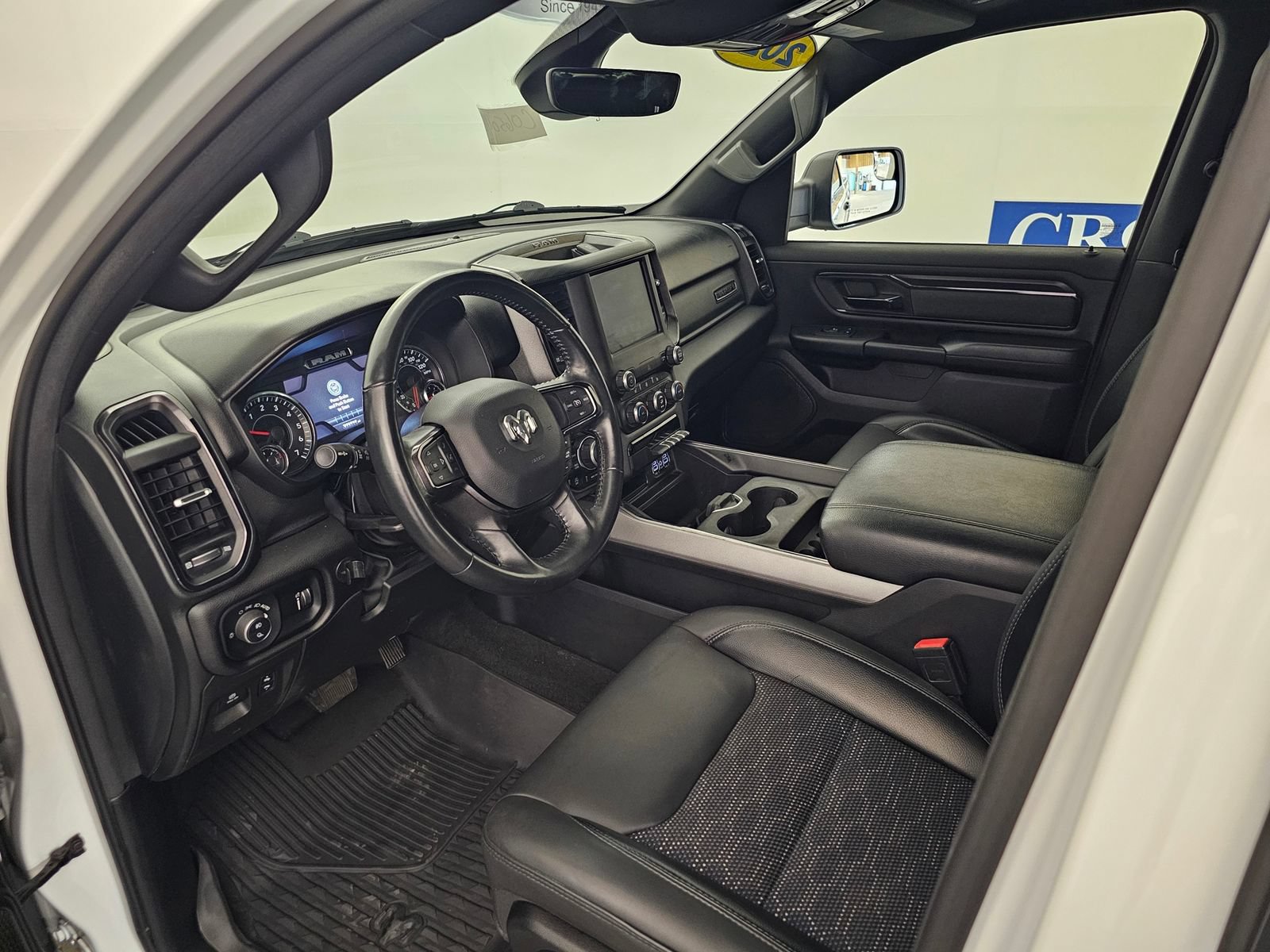 Used 2023 RAM 1500 Big Horn AWD/4WD image 3