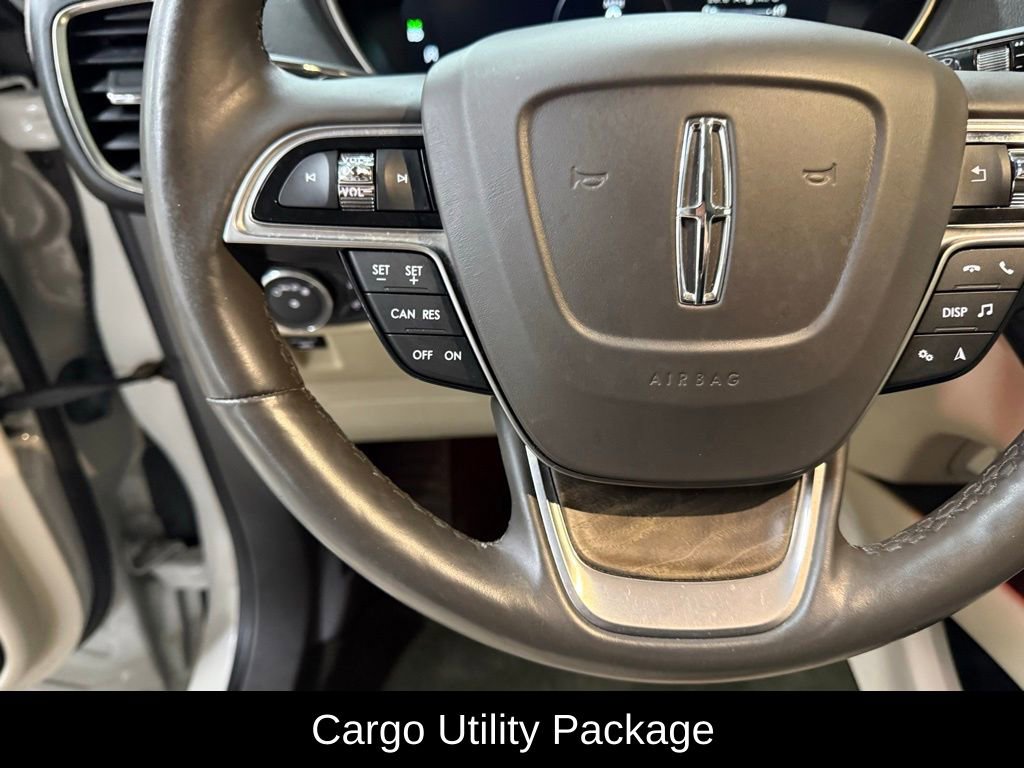 Used 2020 Lincoln Nautilus Reserve w/ Cargo Utility Package image 10