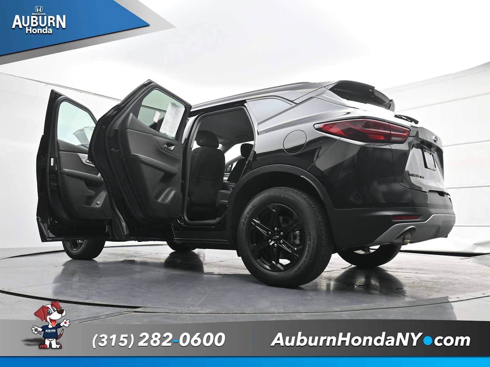 Used 2025 Chevrolet Blazer LT w/ Convenience Package image 34