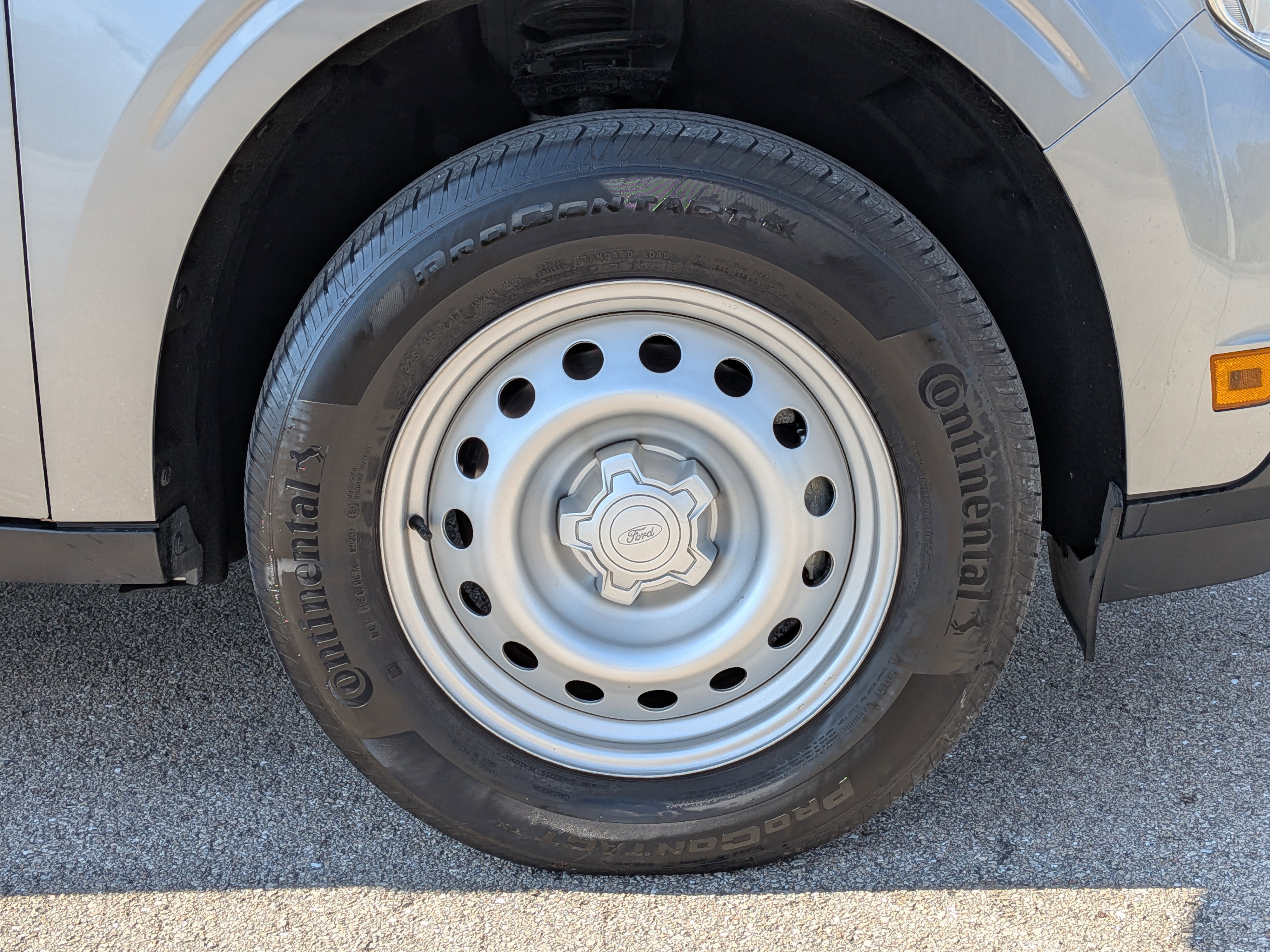 Used 2023 Ford Maverick XL image 11