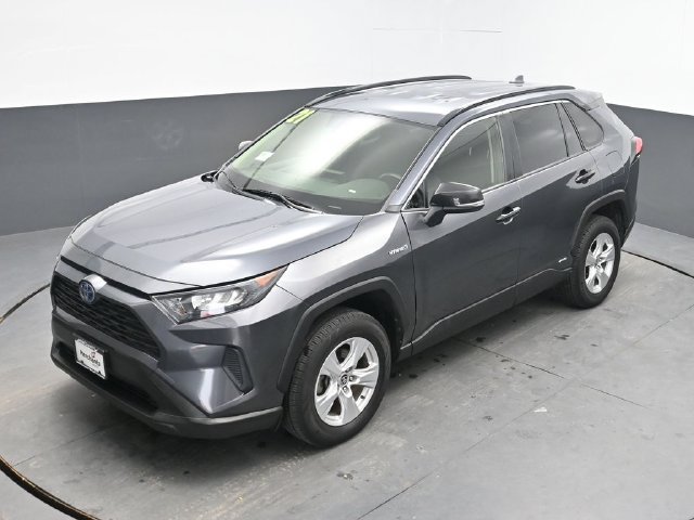 Used 2021 Toyota RAV4 LE AWD/4WD image 24