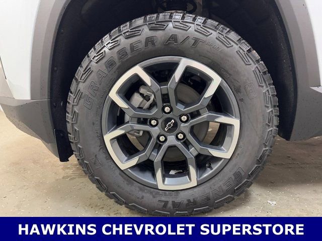 New 2026 Chevrolet Equinox ACTIV w/ Convenience Package III image 41