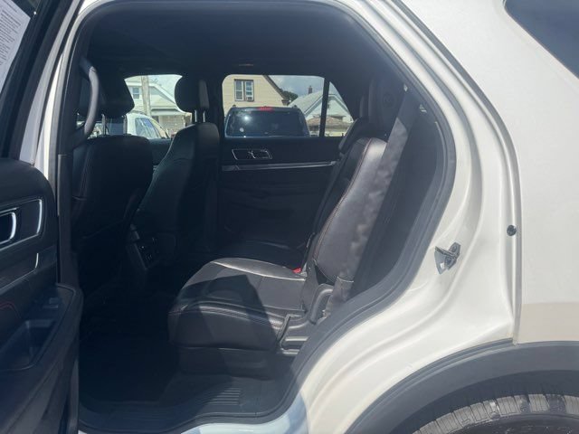 Used 2016 Ford Explorer Sport w/ Equipment Group 401A AWD/4WD image 12