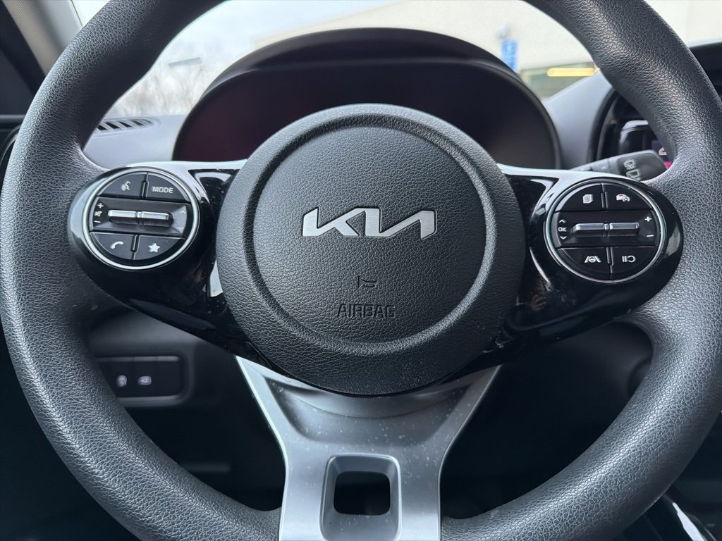Certified 2023 Kia Soul S image 38