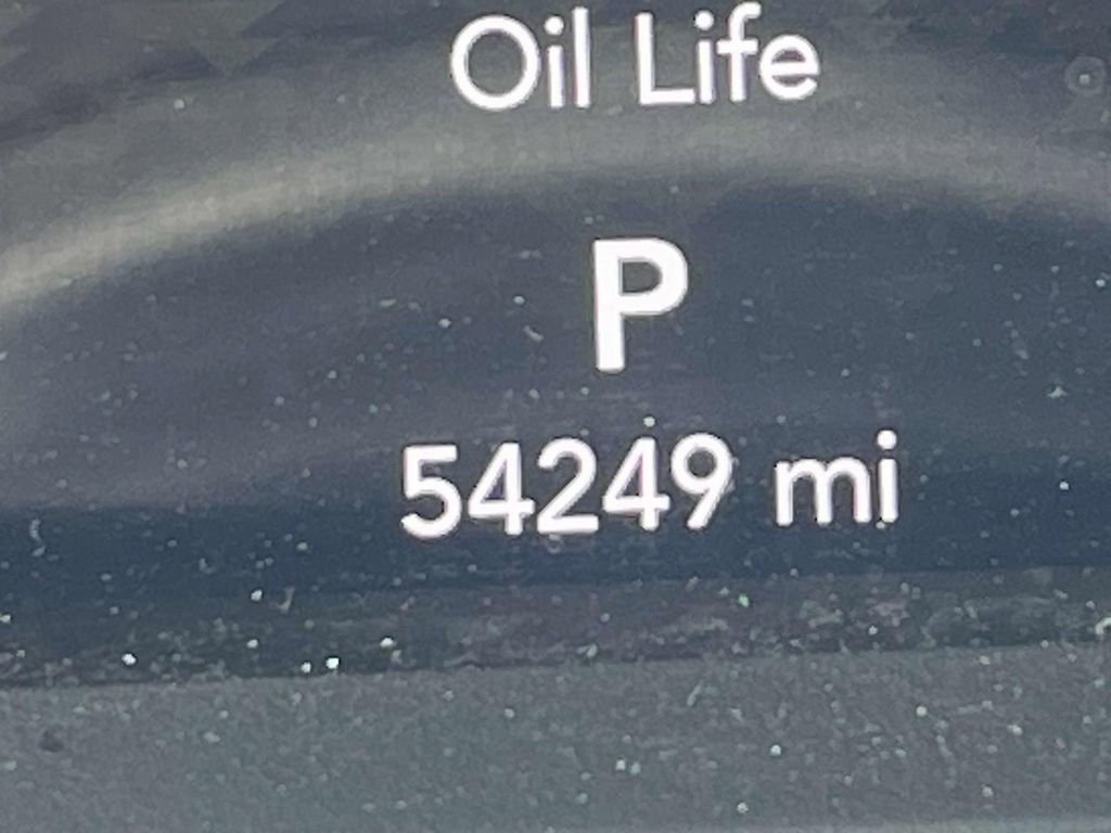 Used 2024 Jeep Wrangler Sahara image 17