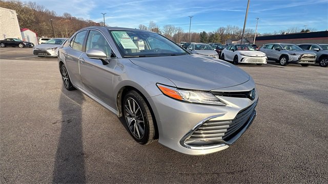 Certified 2022 Toyota Camry XLE image 7