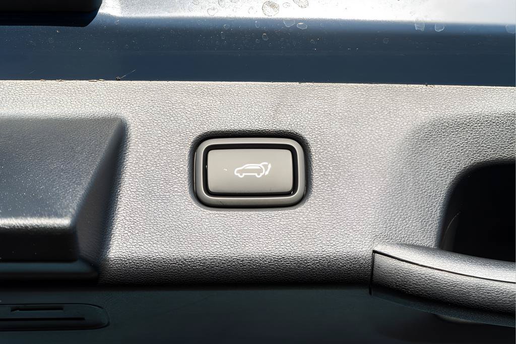 Used 2026 Hyundai Tucson SEL FWD image 12