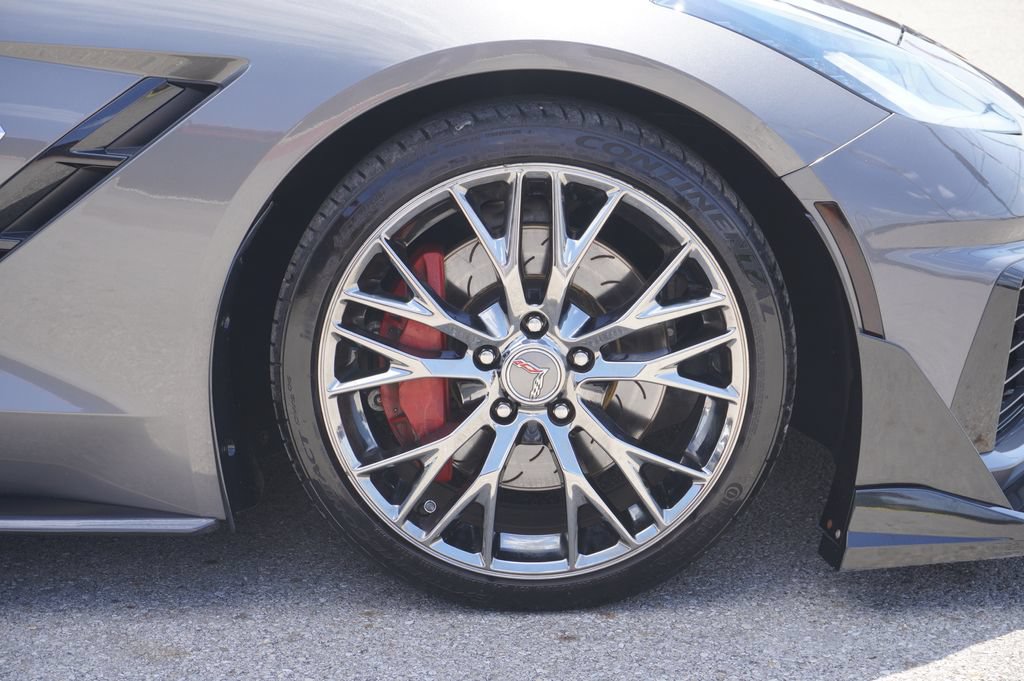 Used 2015 Chevrolet Corvette Stingray Coupe w/ 2LT Preferred Equipment Group RWD image 13