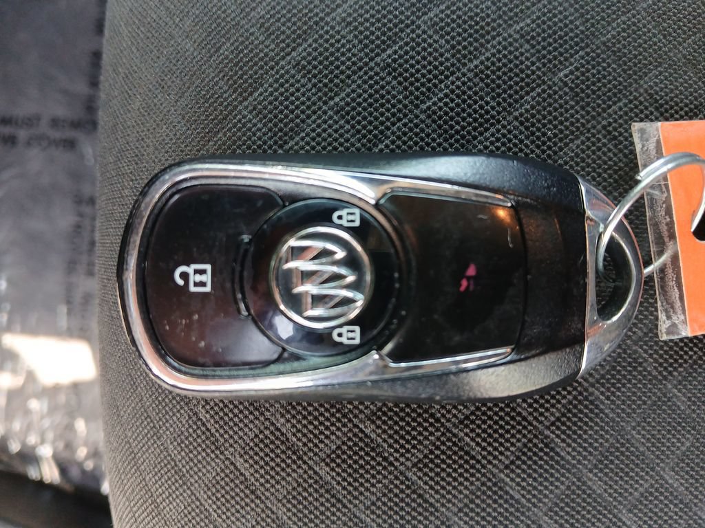 Used 2018 Buick Encore Preferred FWD image 28
