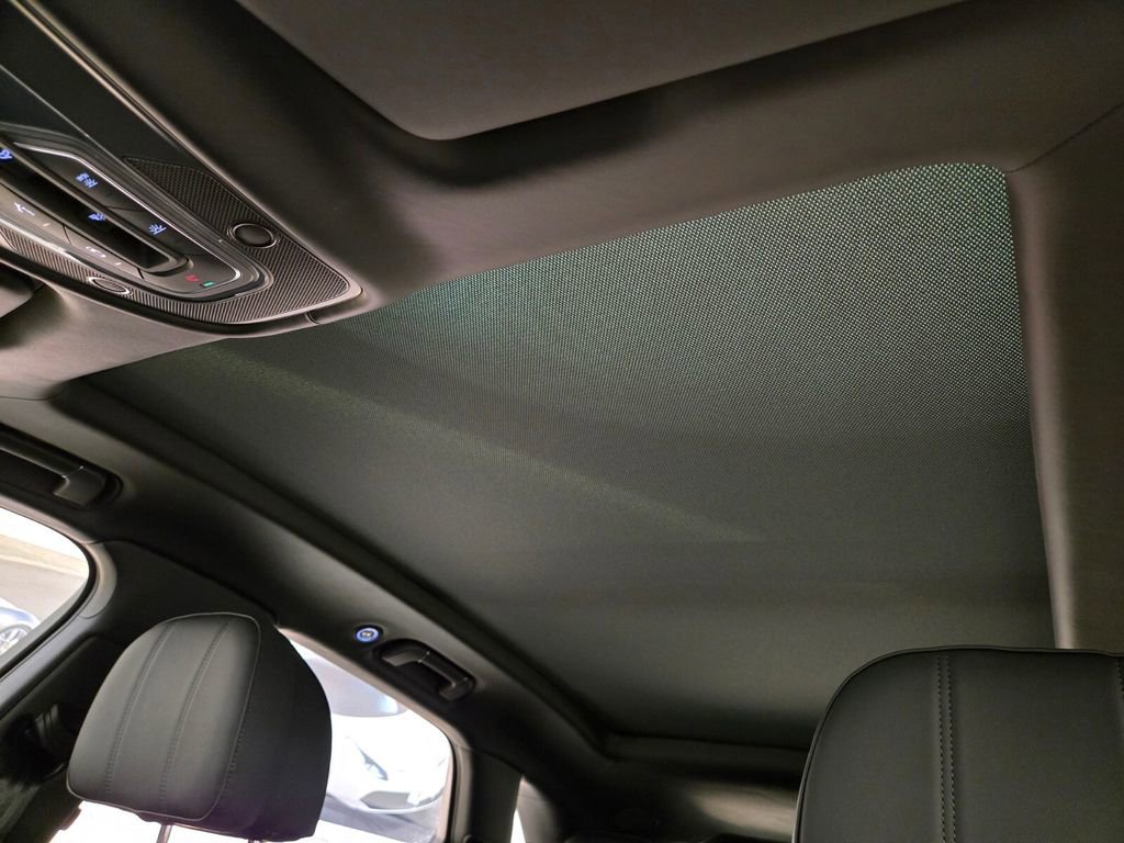 New 2025 Bentley Bentayga AWD/4WD image 21