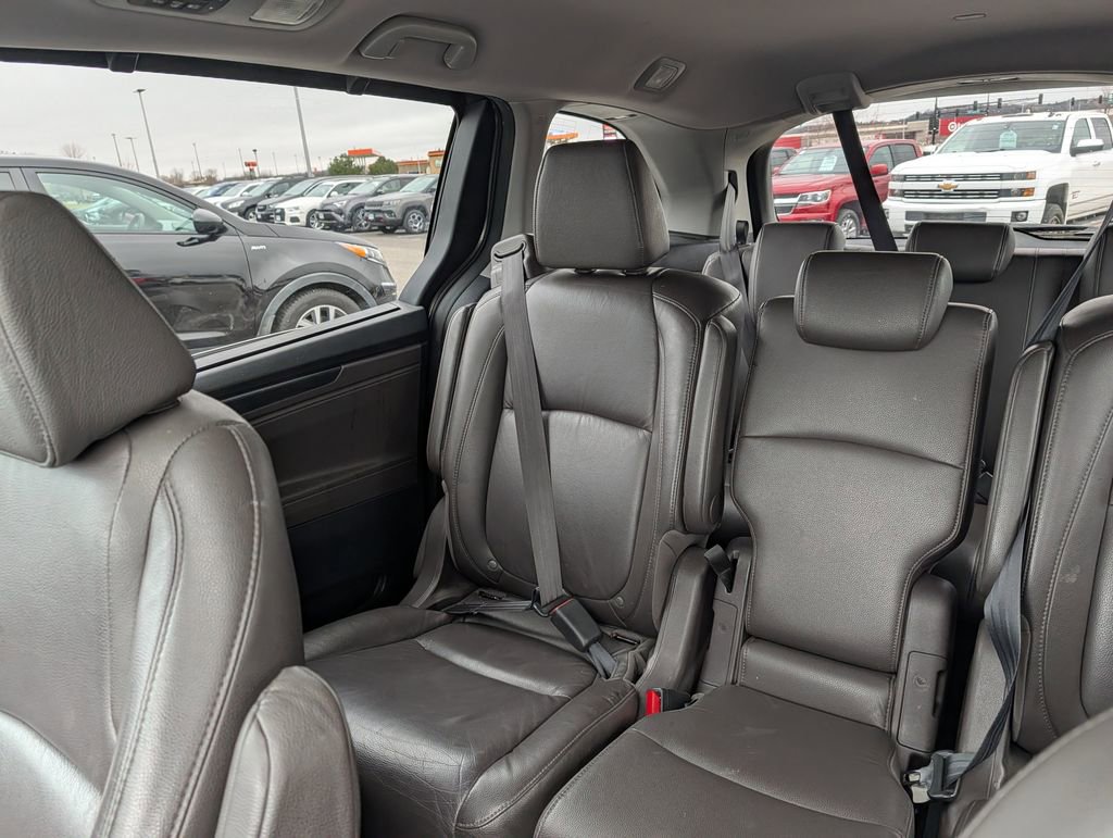 Used 2020 Honda Odyssey Touring image 12
