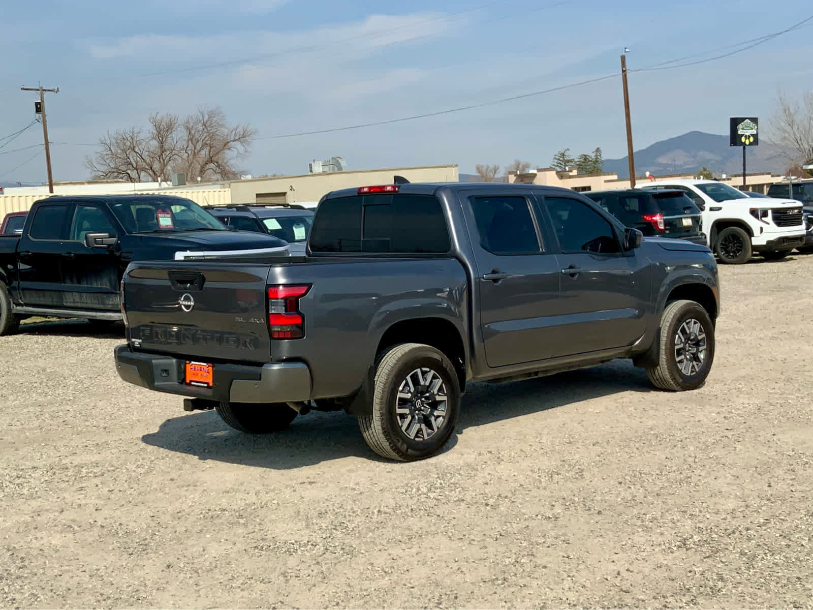 Used 2024 Nissan Frontier SL w/ Technology Package AWD/4WD image 5