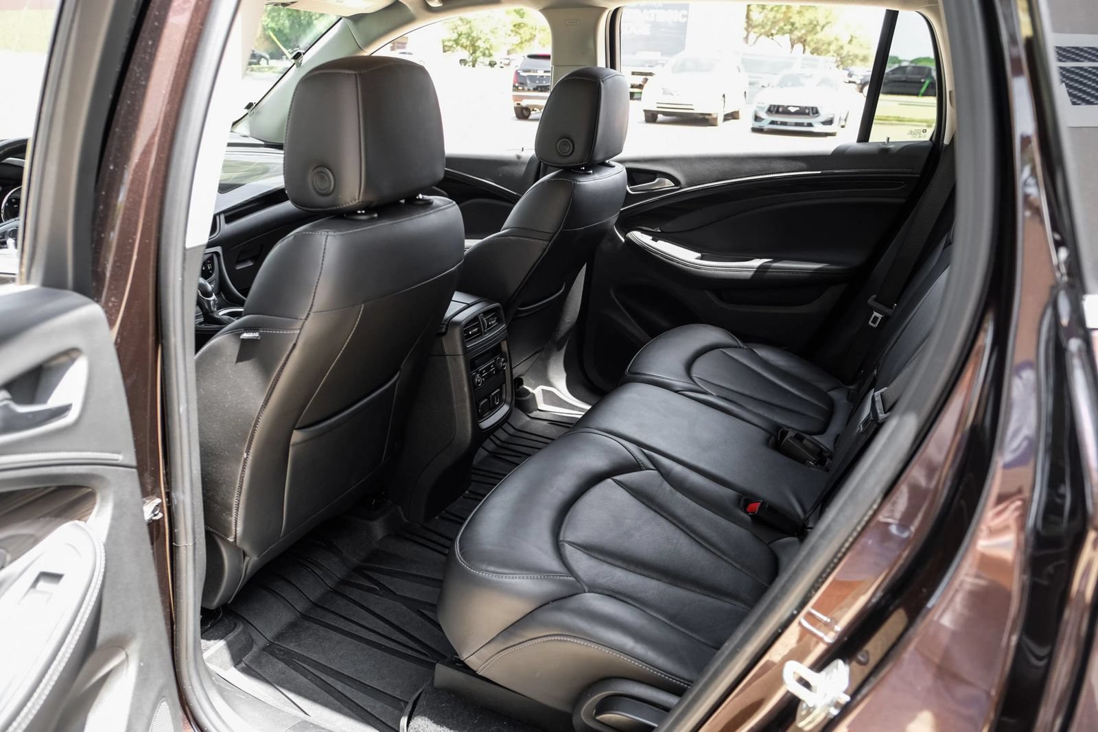 Used 2020 Buick Envision Essence AWD/4WD image 34