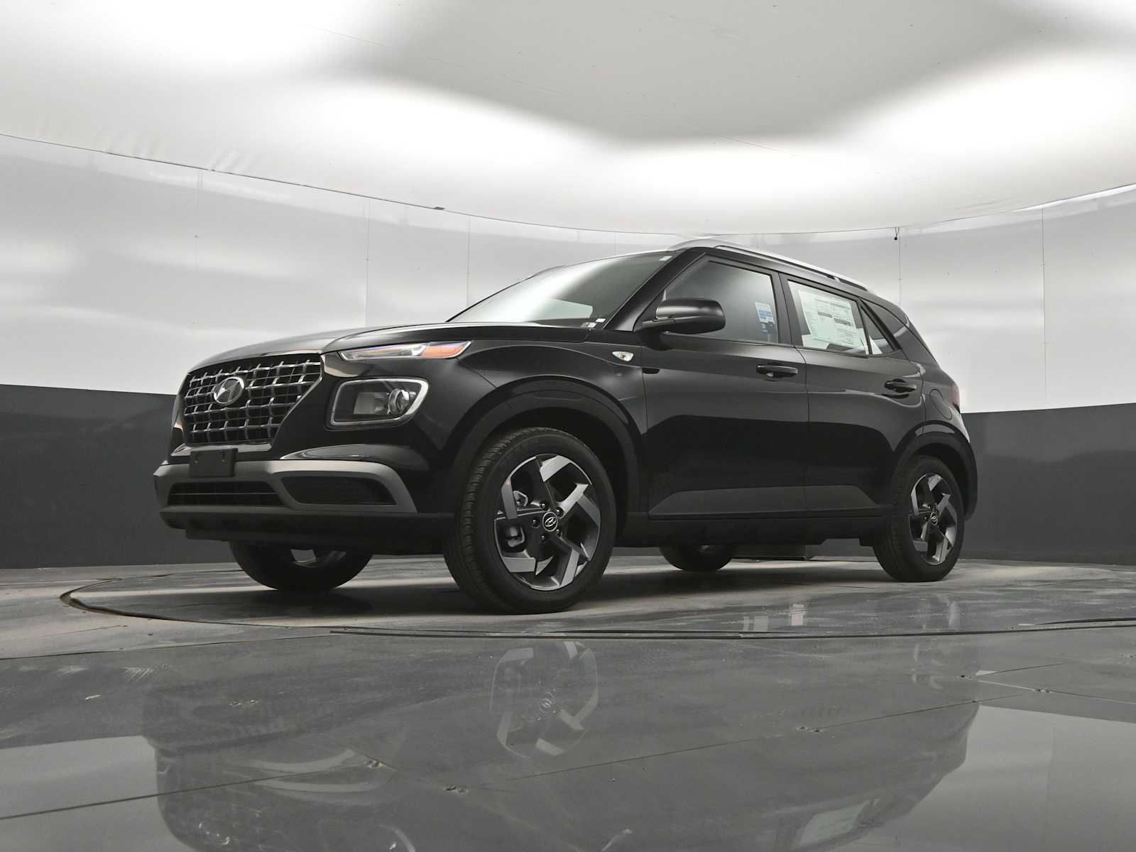 New 2026 Hyundai Venue SEL FWD image 32