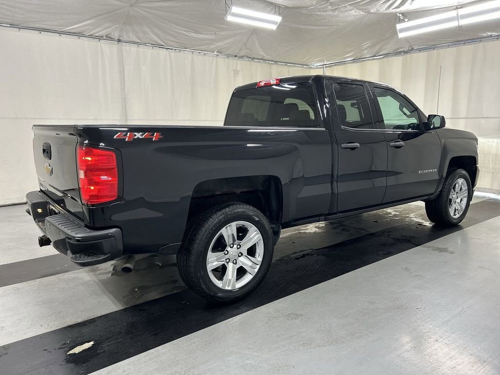 Used 2018 Chevrolet Silverado 1500 Custom w/ Custom Value Package AWD/4WD image 2