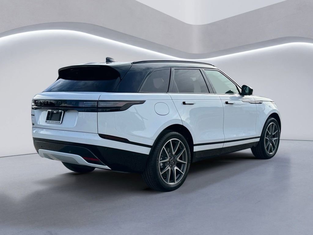 New 2026 Land Rover Range Rover Velar Dynamic SE image 4