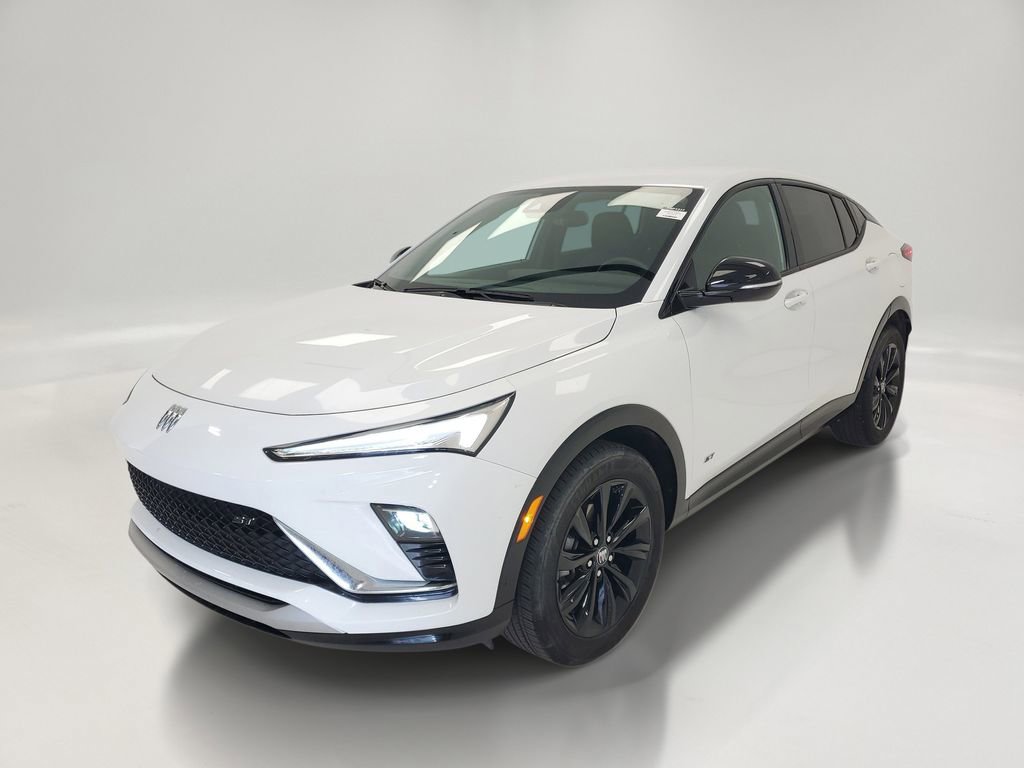 Used 2025 Buick Envista Sport Touring image 3