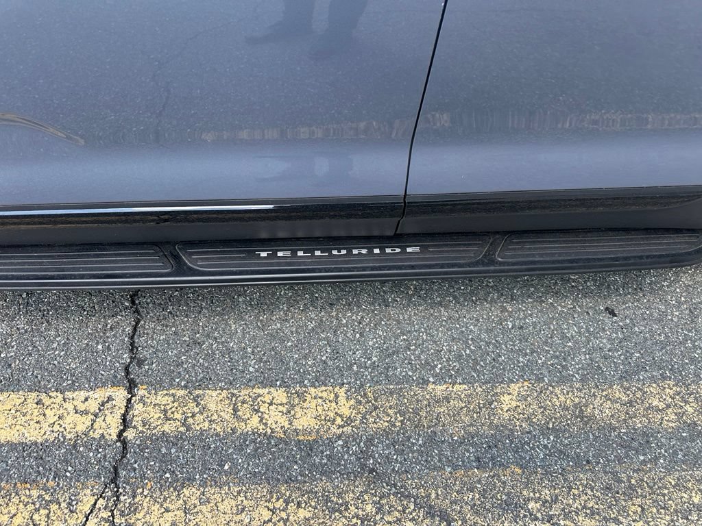 Certified 2022 Kia Telluride SX w/ SX Prestige Package AWD/4WD image 10
